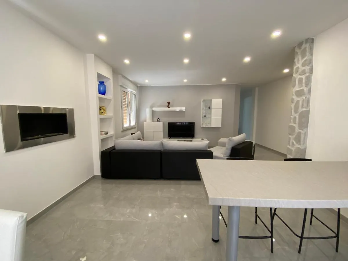 Melitta Apartment Giardini Naxos
