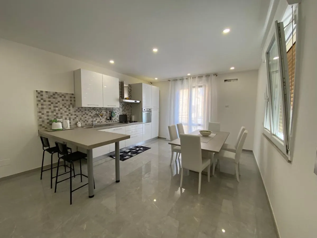 Melitta Apartment Giardini Naxos 0*,